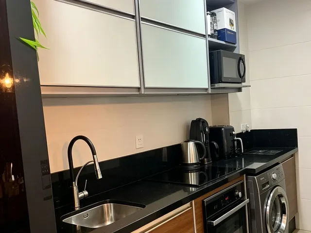 Apartamento 2 quartos e 2 banheiros, para alugar, no bairro Caminho das Árvores em Salvador
