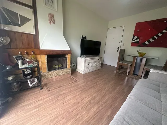 Apartamento com 6012m² 2 quartos e 2 banheiros, à venda, no bairro Várzea em Teresópolis