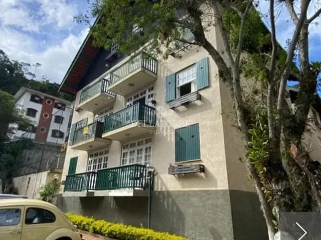 Apartamento com 6012m² 2 quartos e 2 banheiros, à venda, no bairro Várzea em Teresópolis