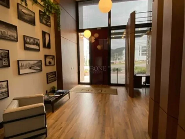 Apartamento com 121m² 3 quartos e 2 banheiros, à venda, no bairro Centro em Balneário Camboriú