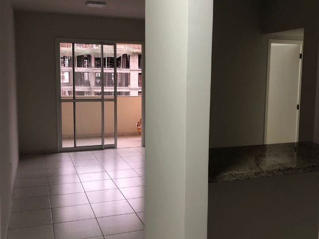 Foto do Apartamento - Ed. Mirante do Lago - Apartamento na Gleba Palhano à venda por R$ 450.000 e locação por R$ 1.800,00  - Gleba Fazenda Palhano - Londrina/PR | Premier Imóveis