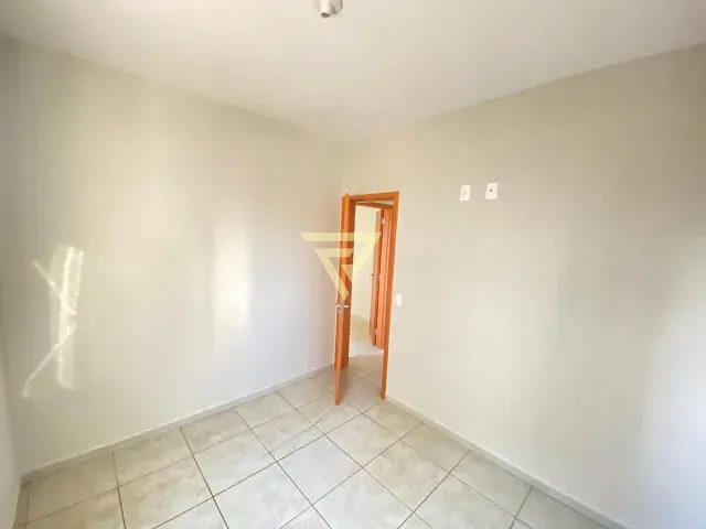 Apartamento 2 quartos e 1 banheiro, à venda, no bairro Presidente Dutra em Ribeirão Preto