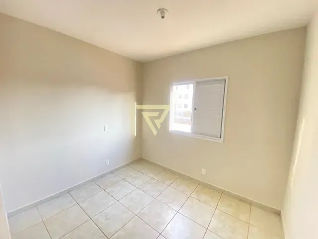 Apartamento 2 quartos e 1 banheiro, à venda, no bairro Presidente Dutra em Ribeirão Preto