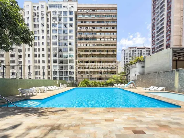 Apartamento com 82m² 2 quartos e 3 banheiros, à venda, no bairro Leme em Rio de Janeiro