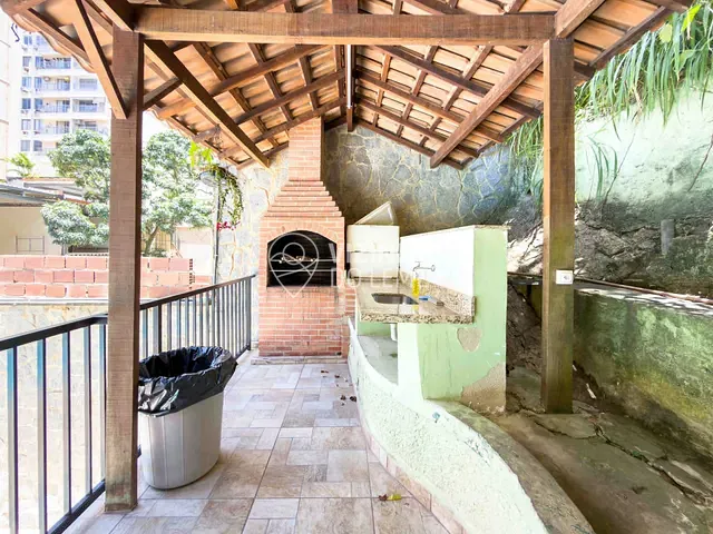 Apartamento com 82m² 2 quartos e 3 banheiros, à venda, no bairro Leme em Rio de Janeiro