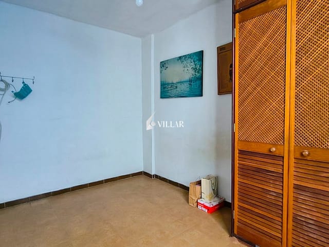 Apartamento com 55m² 2 quartos e 1 banheiro, à venda, no bairro Olaria em Rio de Janeiro