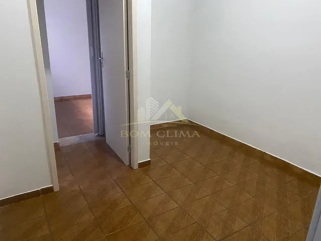 Apartamento 3 quartos e 1 banheiro, à venda, no bairro Nossa Senhora Aparecida em Juiz de Fora