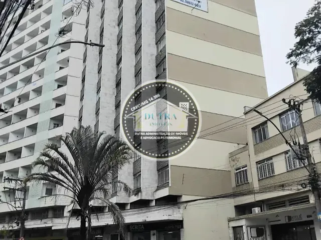 Apartamento 1 quarto e 1 banheiro, para alugar, no bairro Centro em Juiz de Fora
