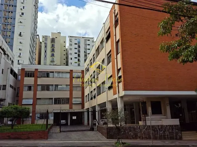 Apartamento com 112m² 3 quartos e 2 banheiros, à venda, no bairro Centro em Londrina