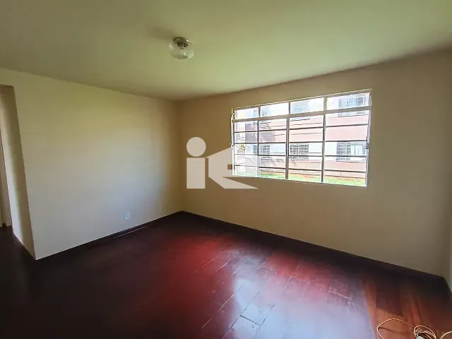 Apartamento 3 quartos e 1 banheiro, para alugar, no bairro Centro em Rolândia