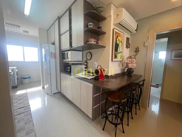 Apartamento com 120m² 3 quartos e 2 banheiros, à venda, no bairro Indaiá em Caraguatatuba