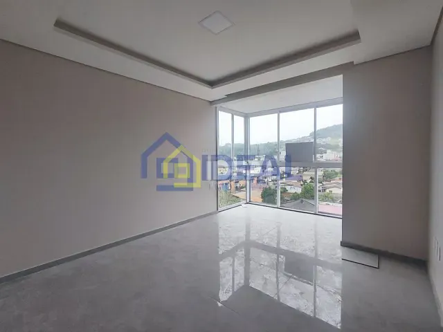 Apartamento 2 quartos e 2 banheiros, à venda, no bairro Santa Cruz em Concórdia
