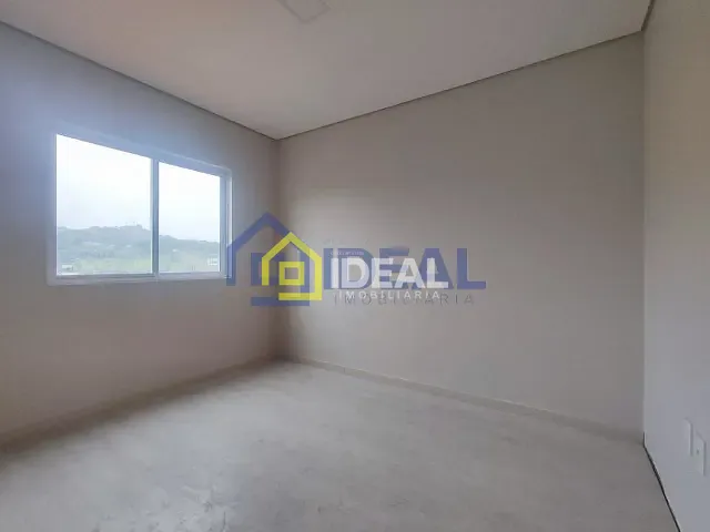 Apartamento 2 quartos e 2 banheiros, à venda, no bairro Santa Cruz em Concórdia