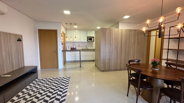 Apartamento com 178m² 3 quartos e 2 banheiros, à venda, no bairro Gleba Fazenda Palhano em Londrina