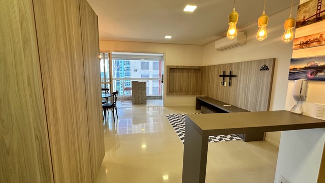Apartamento com 178m² 3 quartos e 2 banheiros, à venda, no bairro Gleba Fazenda Palhano em Londrina