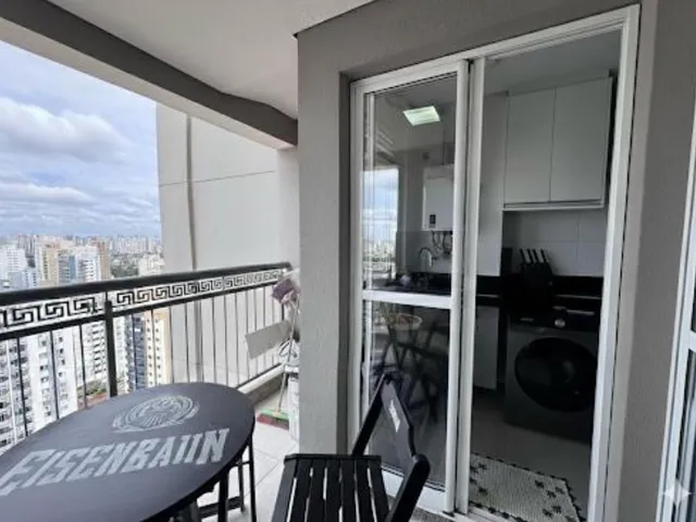 Apartamento com 10m² 2 quartos e 2 banheiros, à venda, no bairro Centro em Londrina