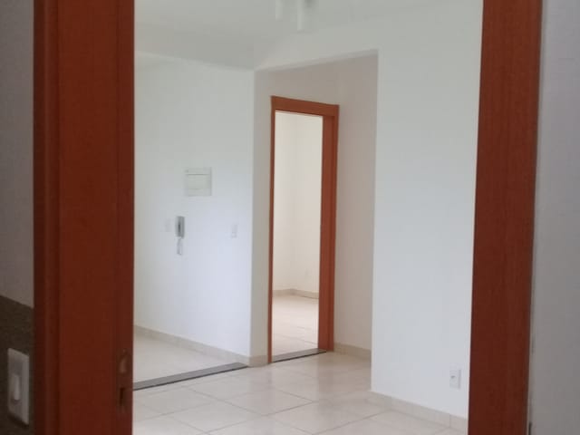 Apartamento 2 quartos e 1 banheiro, à venda, no bairro Atlântica em Rio das Ostras