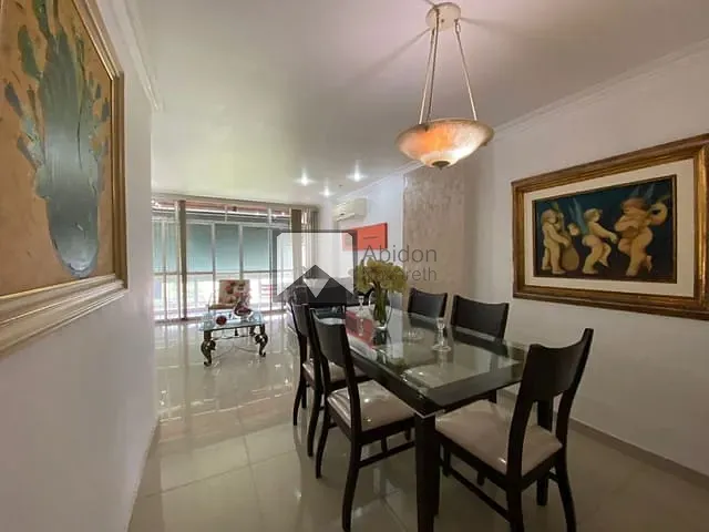 Apartamento com 140m² 3 quartos e 3 banheiros, à venda, no bairro Icaraí em Niterói