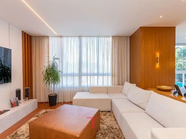 Apartamento com 230m² 3 quartos e 4 banheiros, à venda, no bairro Mossunguê em Curitiba