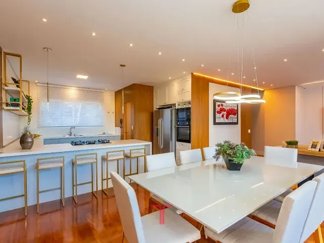 Apartamento com 230m² 3 quartos e 4 banheiros, à venda, no bairro Mossunguê em Curitiba