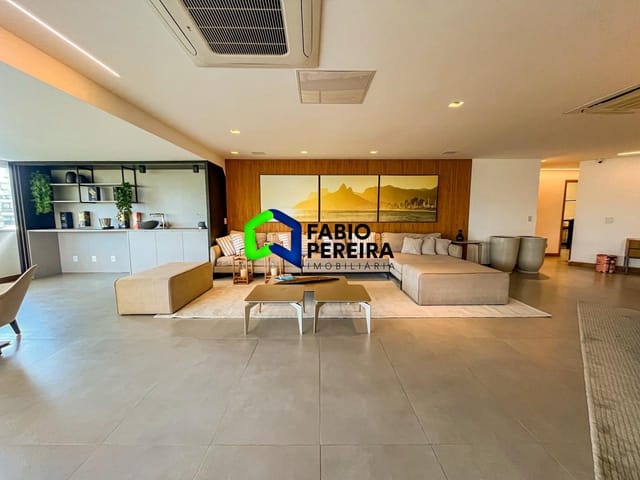 Apartamento com 300m² 4 quartos e 5 banheiros, à venda, no bairro Barra da Tijuca em Rio de Janeiro