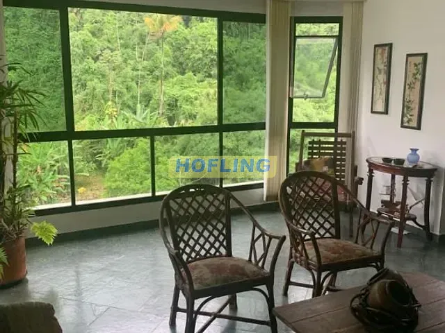 Apartamento com 204m² 3 quartos e 1 banheiro, à venda, no bairro Barra Funda em Guarujá