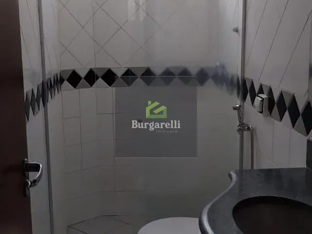 Apartamento 2 quartos e 1 banheiro, para alugar, no bairro Padre Dehon em Lavras
