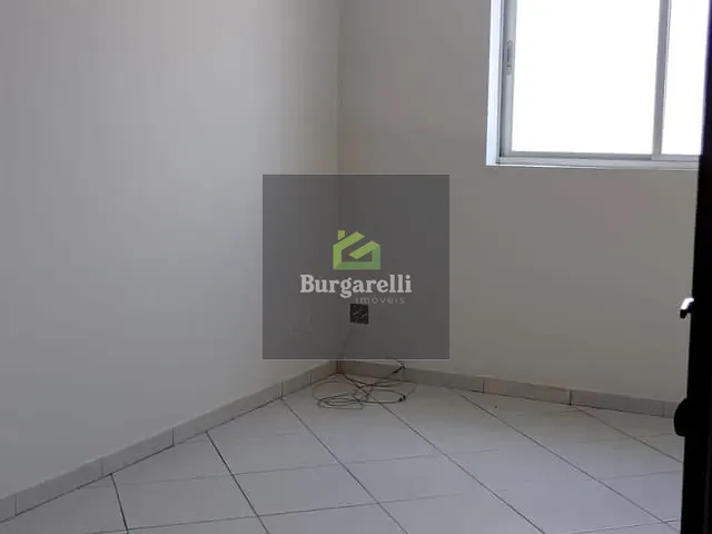 Apartamento 2 quartos e 1 banheiro, para alugar, no bairro Padre Dehon em Lavras