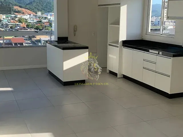 Apartamento 2 quartos e 3 banheiros, à venda, no bairro Centro em Camboriú
