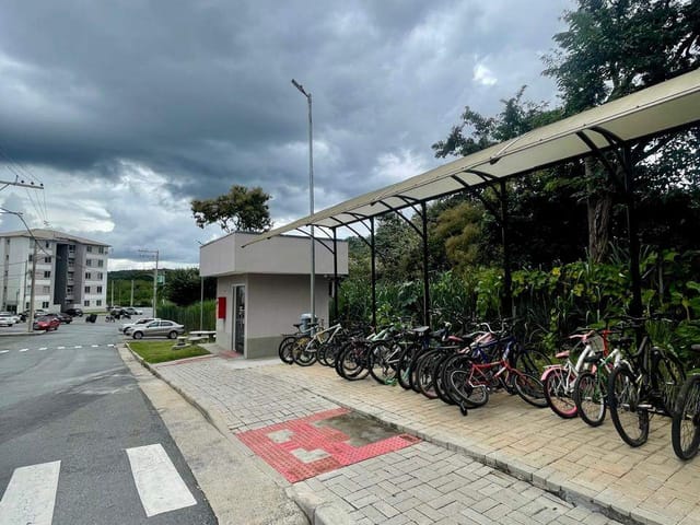 Apartamento 2 quartos e 1 banheiro, à venda, no bairro Maria Teresa em Belo Horizonte