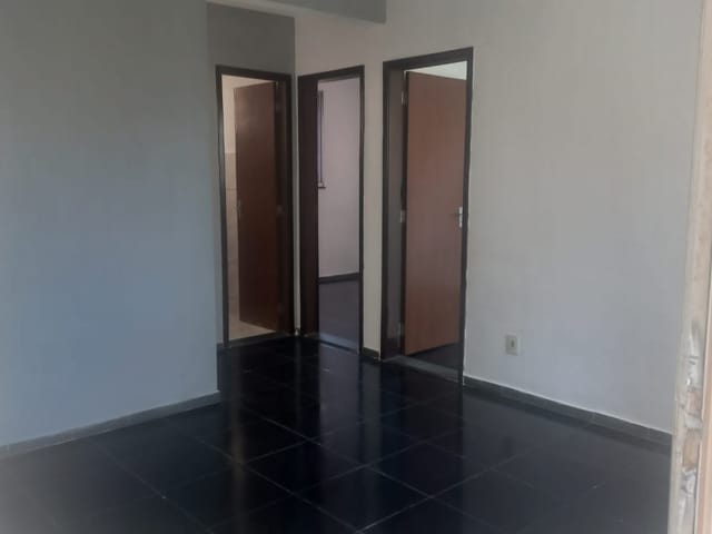 Apartamento 2 quartos e 1 banheiro, à venda, no bairro Santa Cruz em Rio de Janeiro