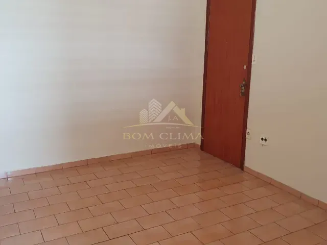 Apartamento 2 quartos e 1 banheiro, à venda, no bairro Manoel Honório em Juiz de Fora