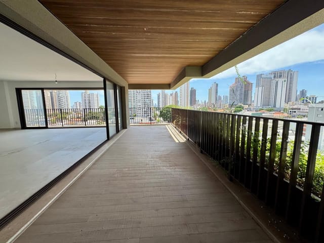 Apartamento com 245m² 4 quartos e 5 banheiros, à venda, no bairro Setor Bueno em Goiânia