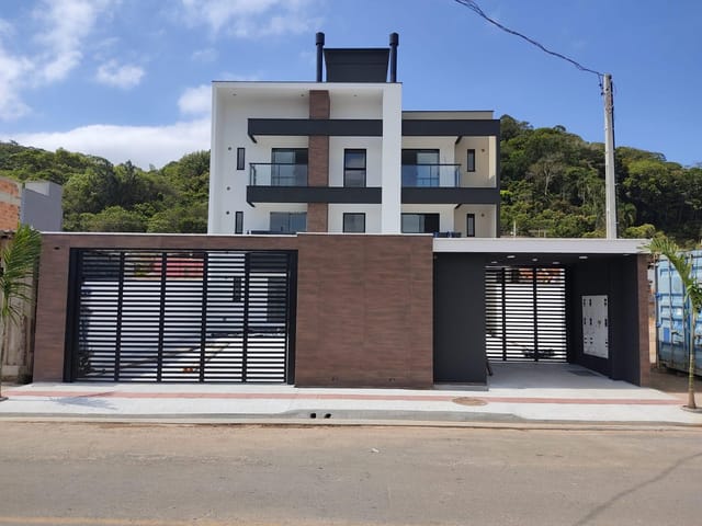 Foto do Apartamento - Excelente Apartamento à venda no bairro São Francisco de Assis, Camboriú, semi mobiliado | Lions Group Imóveis