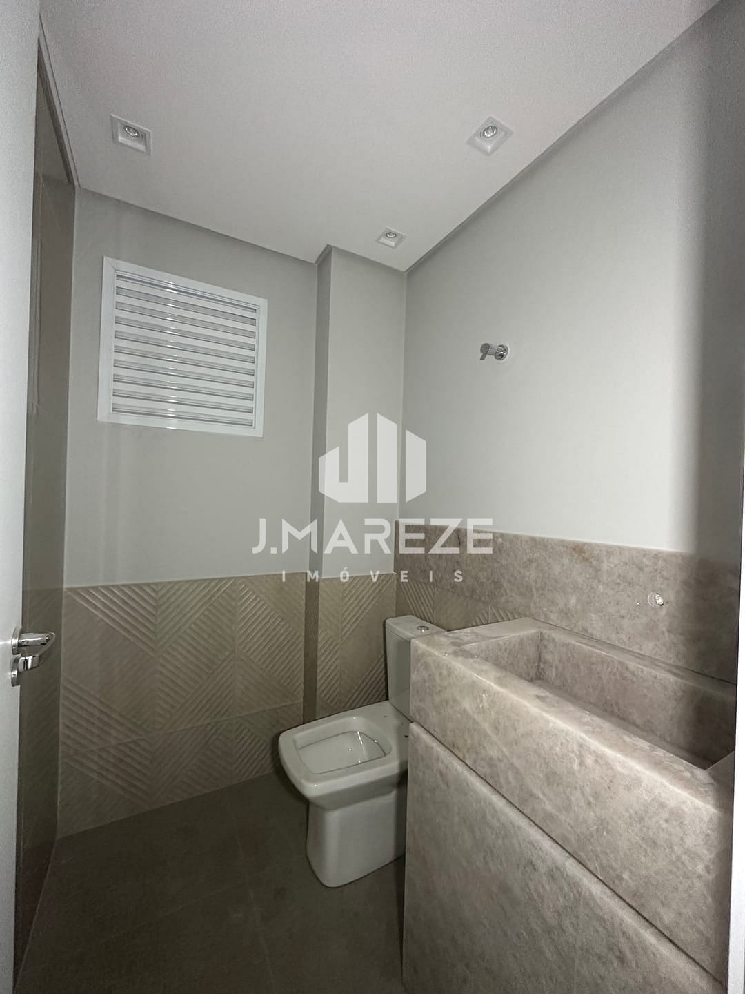 Apartamento à venda com 3 quartos, 134m² - Foto 18