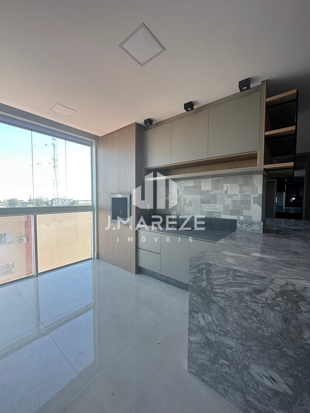Apartamento à venda com 3 quartos, 134m² - Foto 11