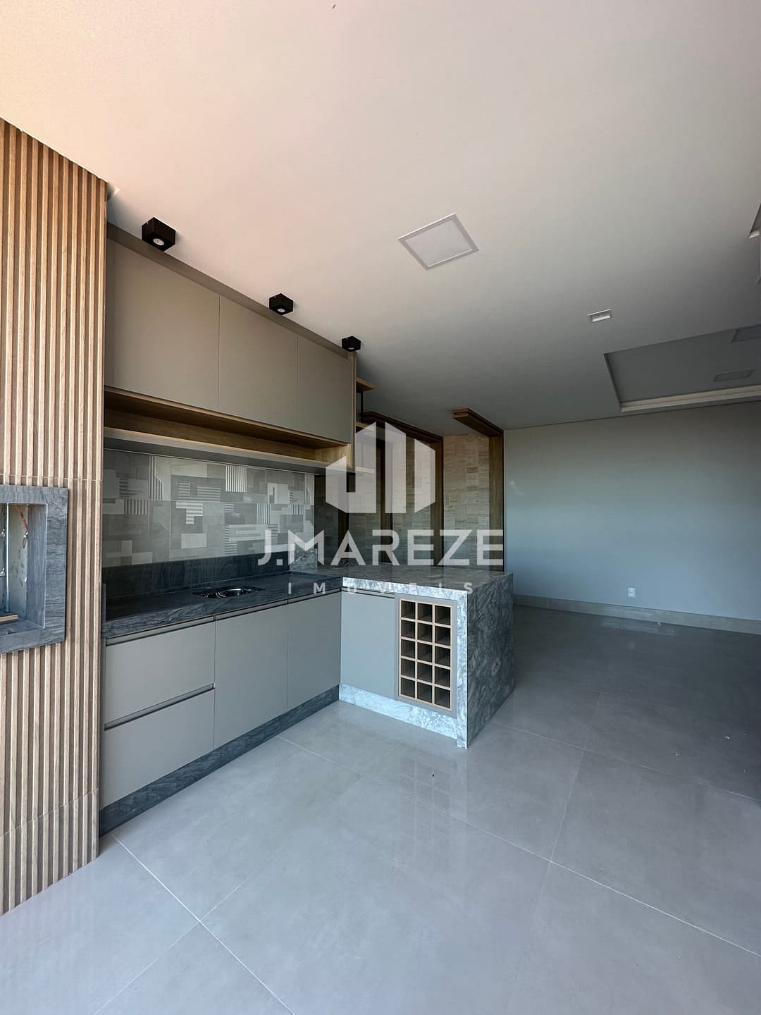 Apartamento à venda com 3 quartos, 134m² - Foto 10
