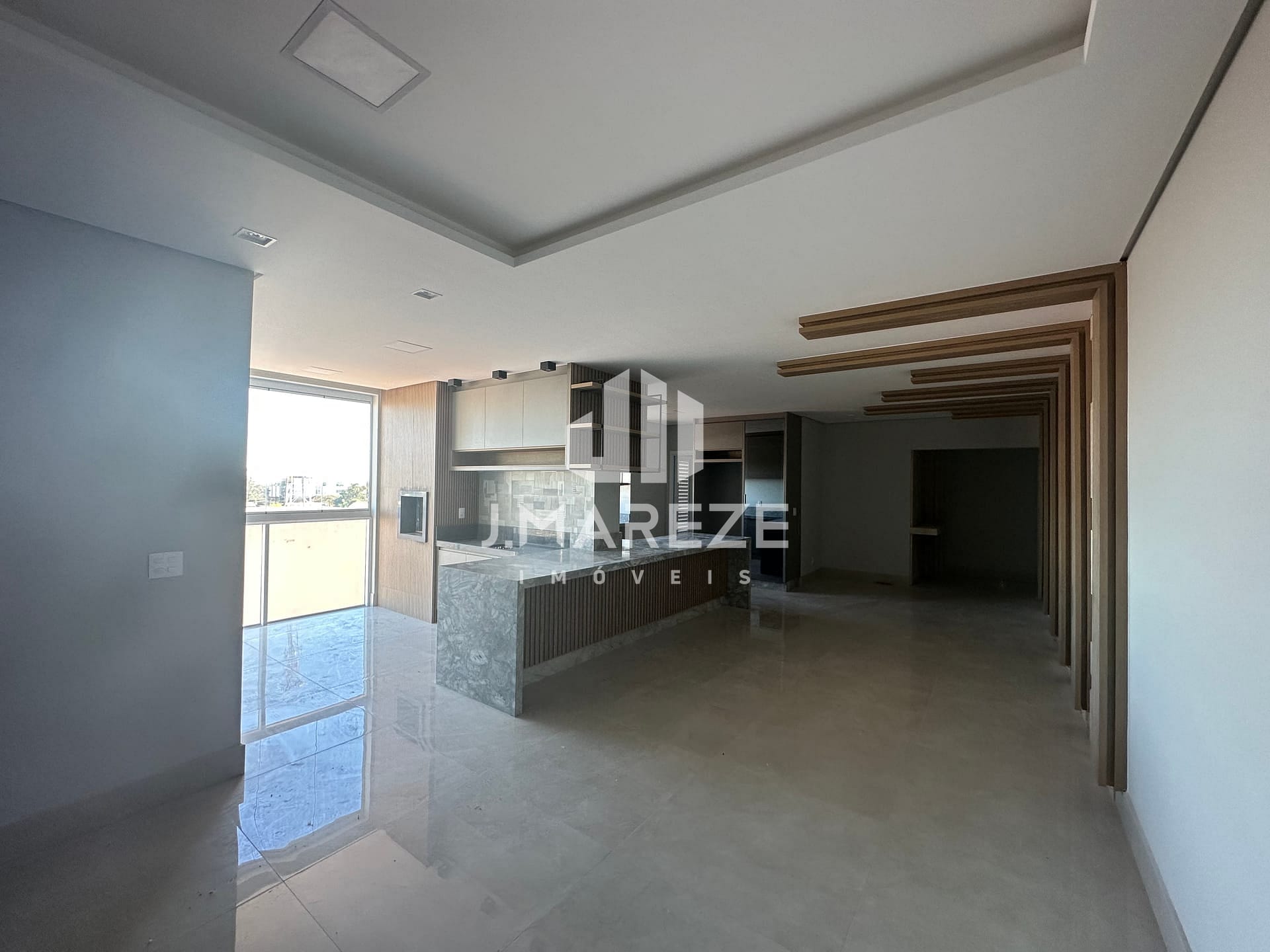 Apartamento à venda com 3 quartos, 134m² - Foto 4