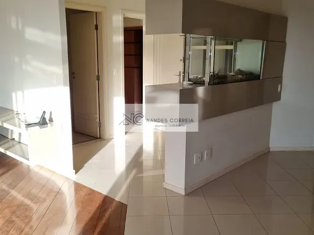 Apartamento com 365m² 3 quartos e 5 banheiros, à venda, no bairro Centro em Londrina