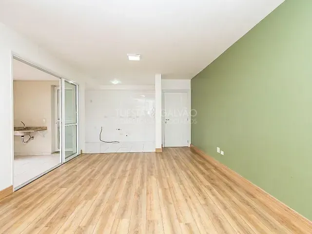 Apartamento com 94m² 3 quartos e 2 banheiros, à venda, no bairro Água Verde em Curitiba