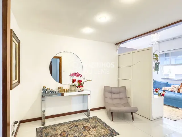 Apartamento com 95m² 3 quartos e 3 banheiros, à venda, no bairro Leme em Rio de Janeiro