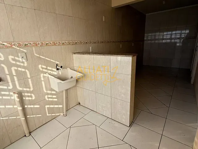 Apartamento 2 quartos e 1 banheiro, para alugar, no bairro Centro em Sapiranga