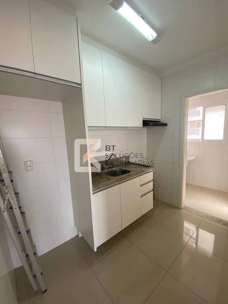 Apartamento para alugar com 3 quartos, 79m² - Foto 3