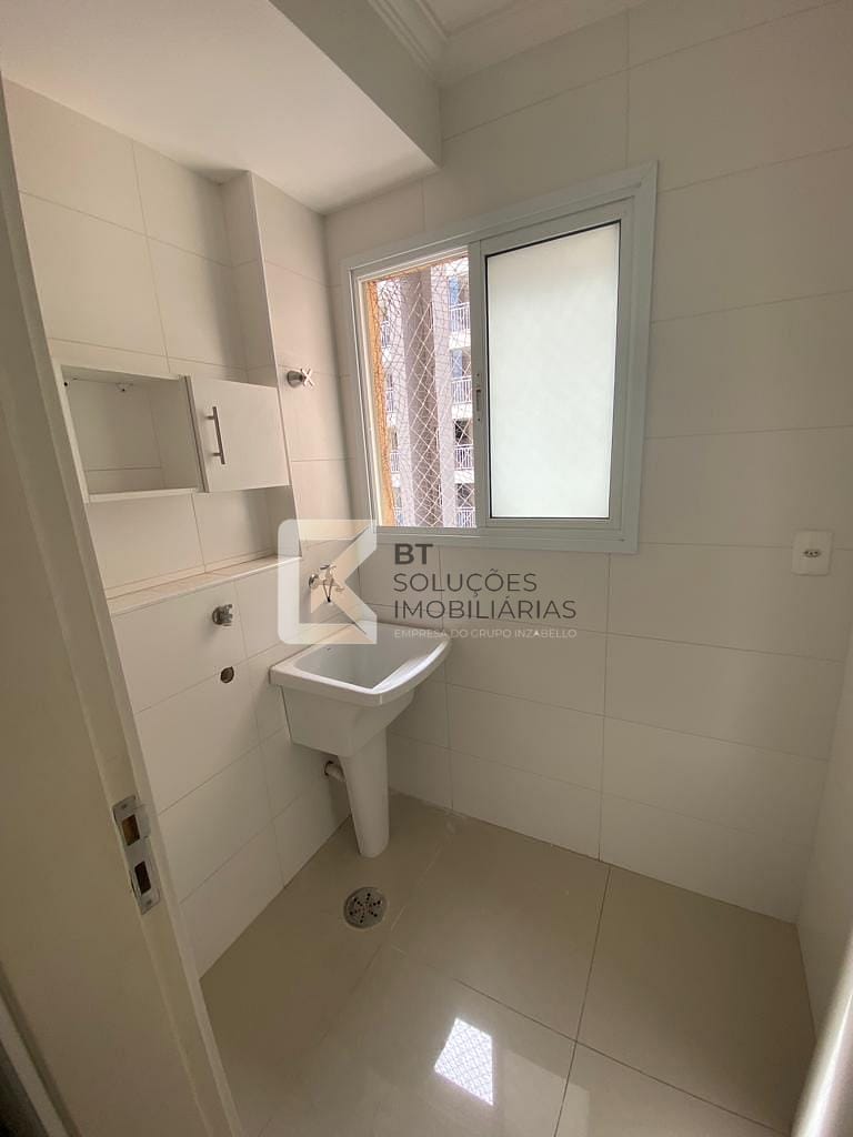 Apartamento para alugar com 3 quartos, 79m² - Foto 4
