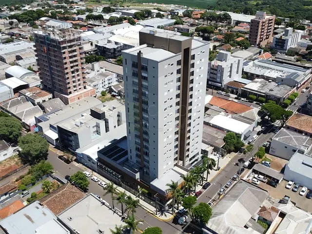 Apartamento com 428m² 3 quartos e 5 banheiros, à venda, no bairro Centro em Apucarana