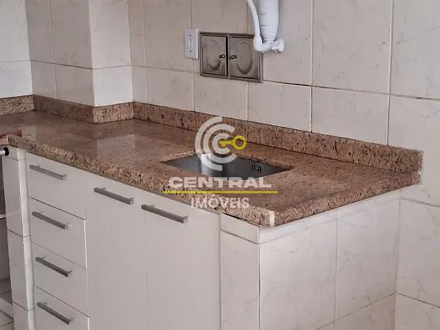 Apartamento 2 quartos e 1 banheiro, à venda, no bairro Fonseca em Niterói