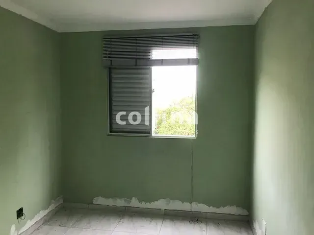 Apartamento 2 quartos e 1 banheiro, à venda, no bairro Cohab II em Carapicuíba