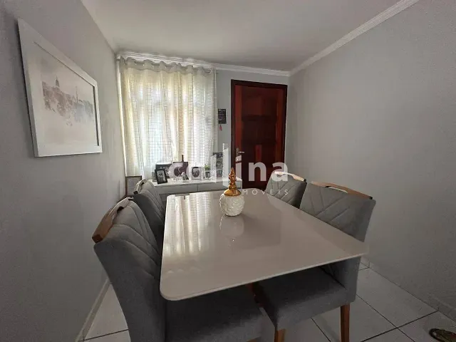 Apartamento 2 quartos e 1 banheiro, à venda, no bairro Cohab II em Carapicuíba