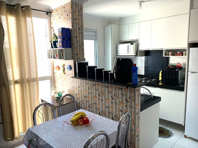 Apartamento com 77m² 2 quartos e 1 banheiro, à venda, no bairro Chácara Manella em Cambé