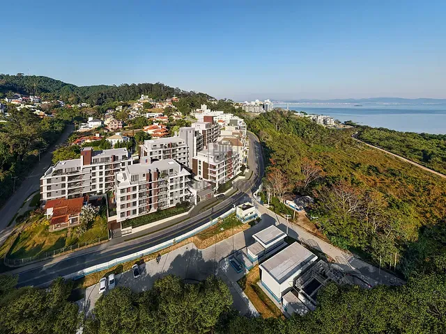 Apartamento com 157m² 2 quartos e 3 banheiros, à venda, no bairro João Paulo em Florianópolis
